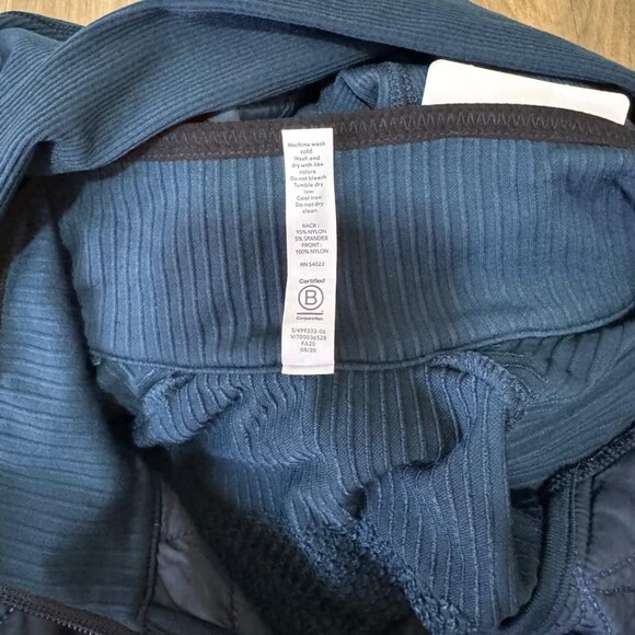 NWT Athleta Flurry Force Insulated PrimaLoft Jacket Size XL with Snake Added - Picture 9 of 10